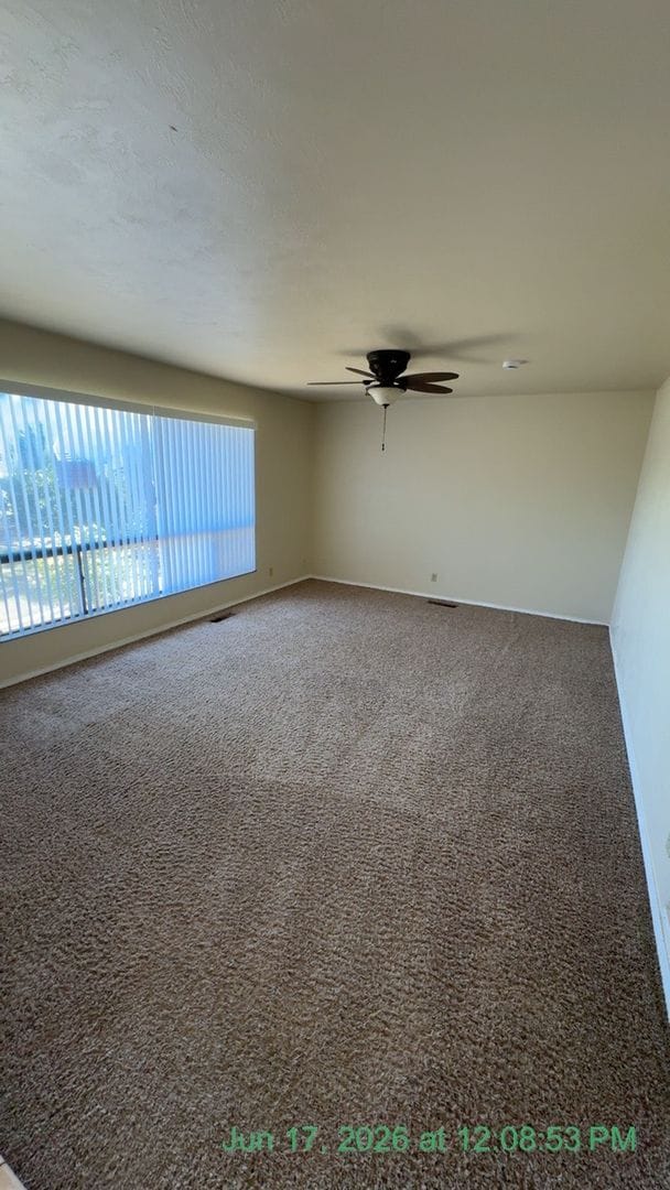 Building Photo - South West Visalia Now Ready!
