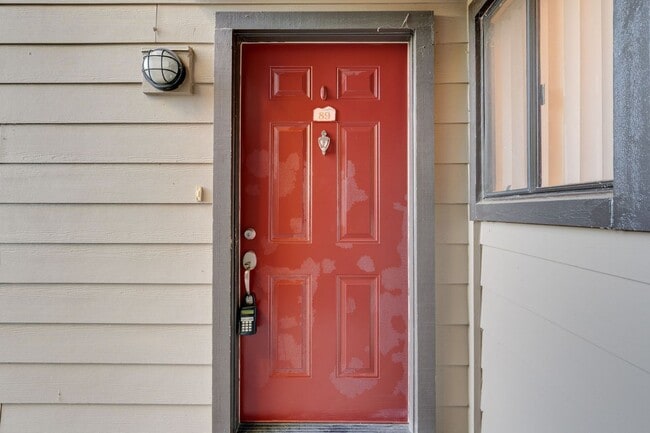 Building Photo - 3715 Tallyho Dr