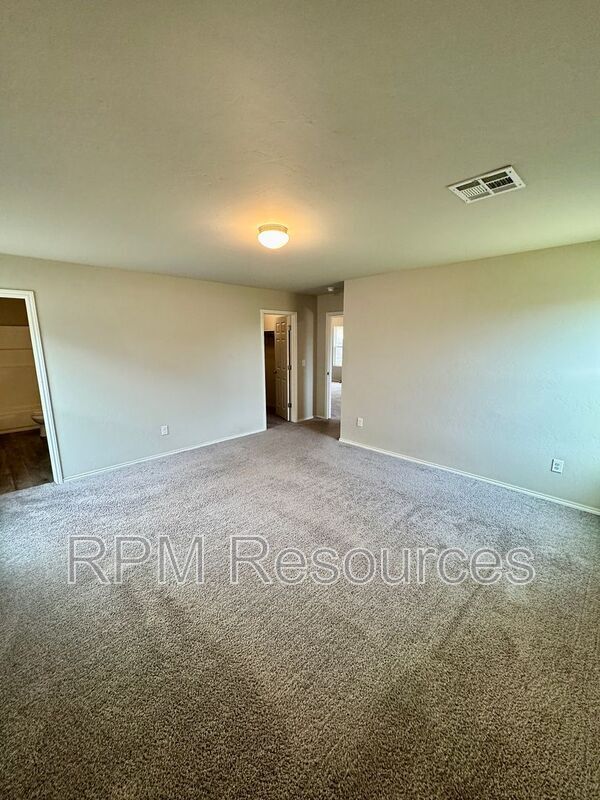 Building Photo - 11816 Jude Way