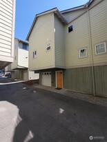 Building Photo - 1402 N Northgate Way