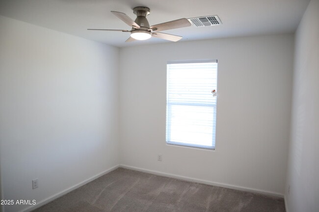 Building Photo - 1267 Flowstone Trl