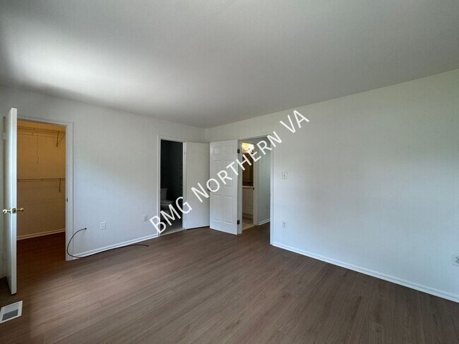 Building Photo - 8763 Bretton Woods Dr