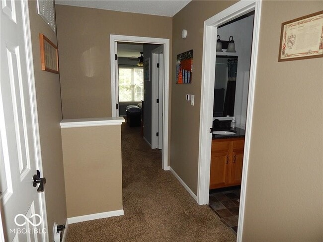 Building Photo - 6452 Cradle River Dr