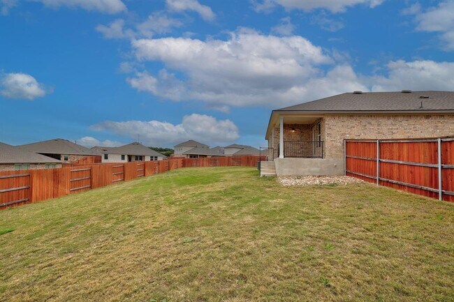 Building Photo - 2617 Dewlap Ct