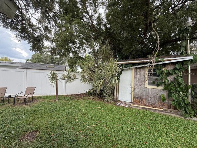 Building Photo - 10812 Hannaway Dr