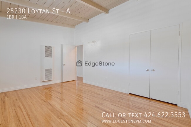 Building Photo - 25230 Loytan St