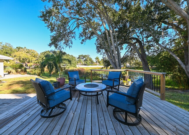 Building Photo - 10113 Lindelaan Dr