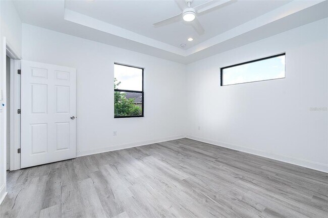 Building Photo - 3304 Glencove St