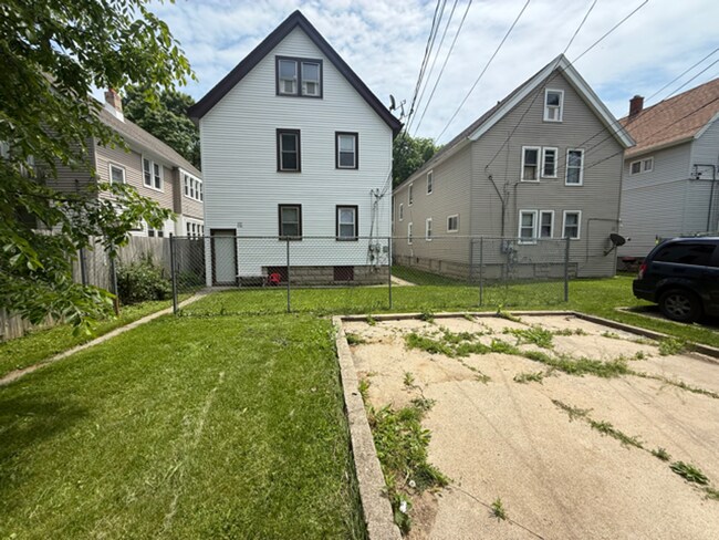 Building Photo - 2757-2759 N 36th St