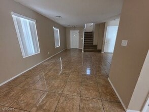 Building Photo - 8721 Shady Pines Dr