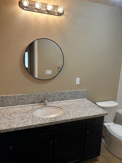 Building Photo - Modesto 3 Bedroom 2 Bathroom Home.