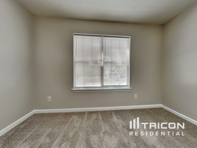Building Photo - 957 Ashton Oak Cir