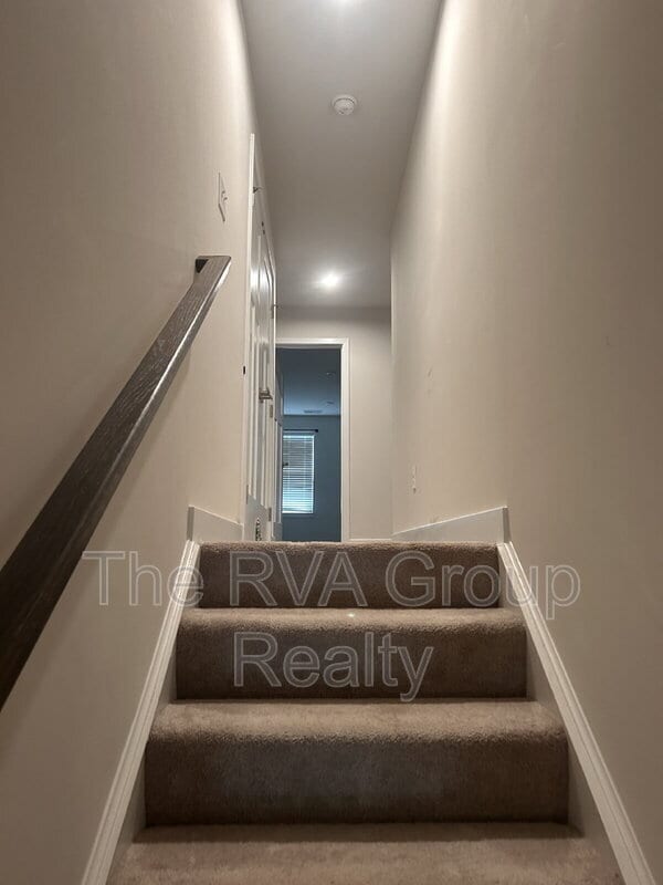 Building Photo - 9065 Spring Green Loop