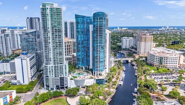 Building Photo - 333 Las Olas Way