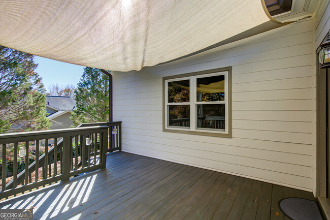 Building Photo - 112 Cottage Grove