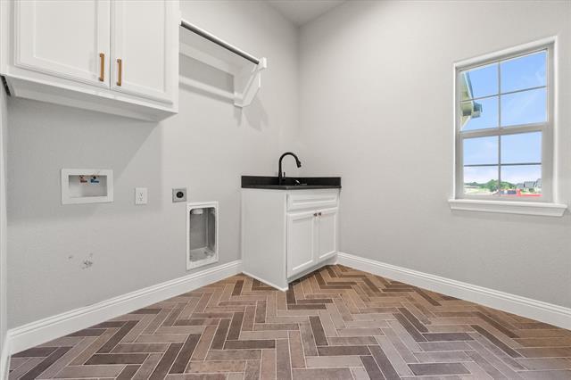 Building Photo - 313 Oak Mdw Ln