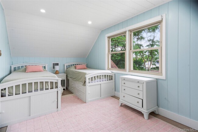 Building Photo - 23 Scallop Ln