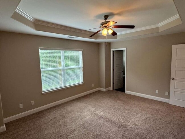 Building Photo - 495 Kirkland Dr