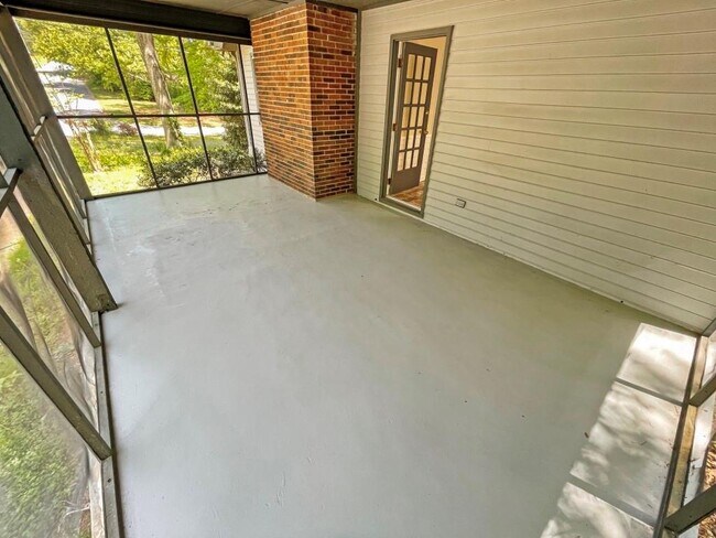 Building Photo - 4561 Lost Mountain Dr