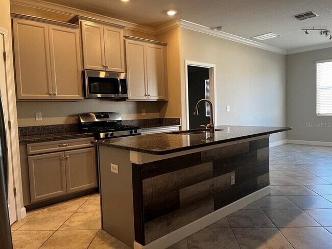 Building Photo - 25195 Lambrusco Loop