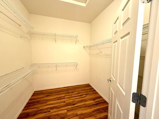 Building Photo - Great single-story two bedroom home in Sun City Aliante with golf course view