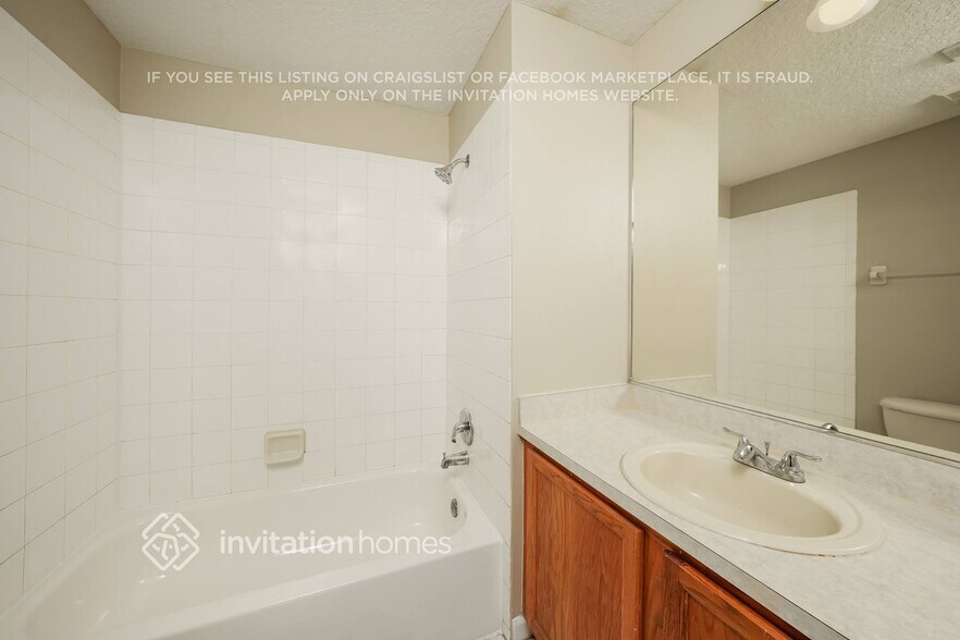 Building Photo - 9078 Tremezzo Ln