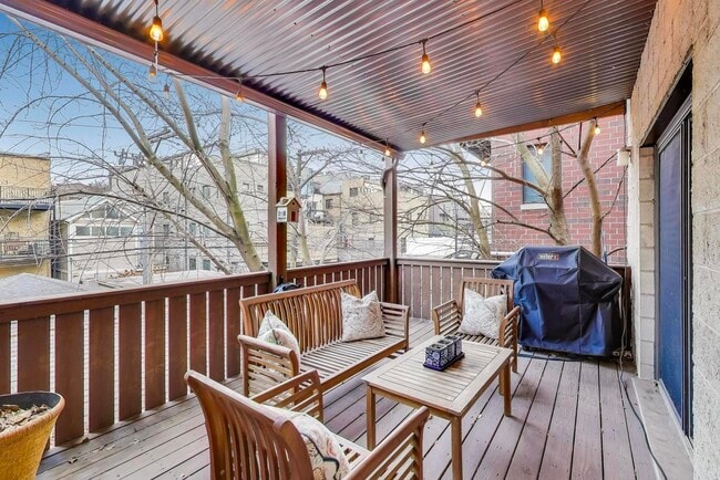 Building Photo - 1529 N Mohawk St