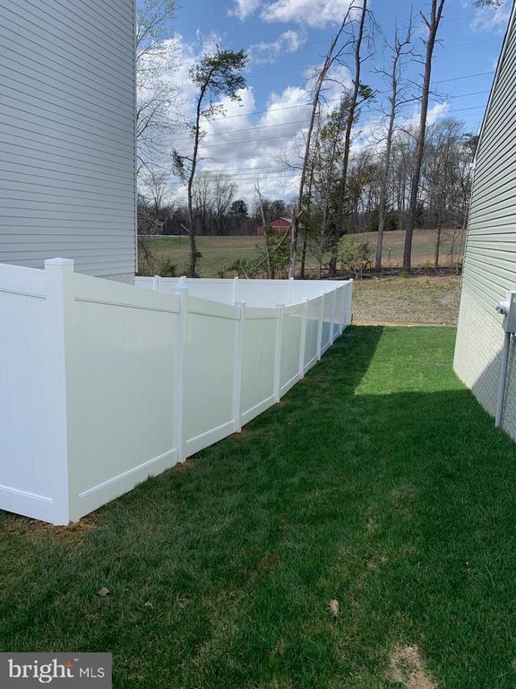 Building Photo - 444 Old Potomac Church Rd