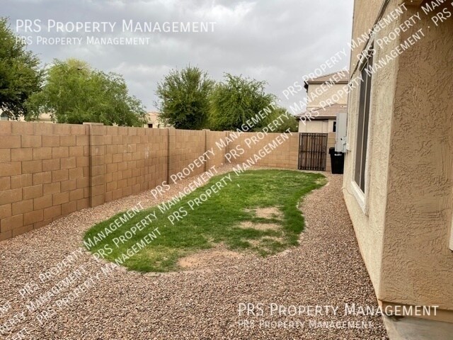 Building Photo - 1371 S Chaparral Blvd