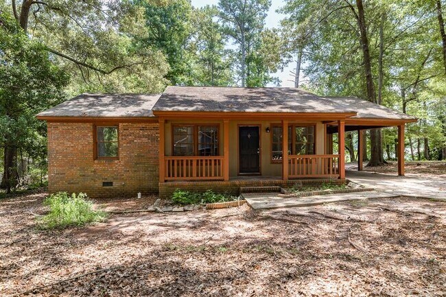 Building Photo - 170 Garnett Ridge Dr