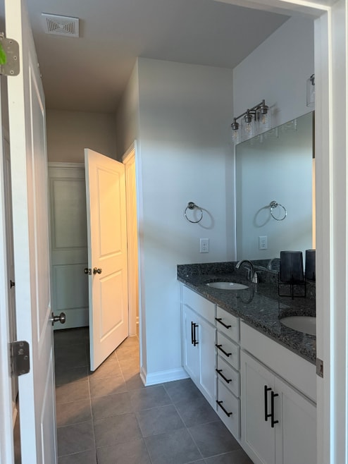 Building Photo - 120 Coppersmith Dr