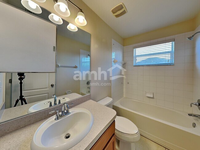 Building Photo - 15419 Shoal Haven Pl