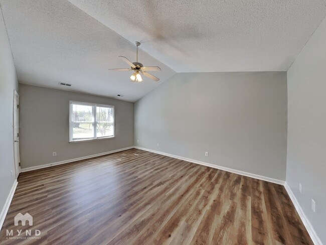 Building Photo - 613 Jordan Ridge Ln