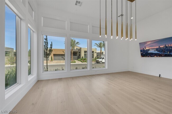Building Photo - 4803 Verde Bloom St