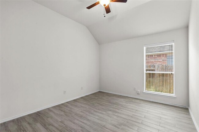 Building Photo - 11047 Pierce Valley Dr