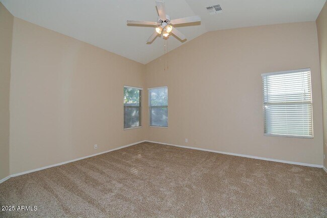 Building Photo - 9413 W Cinnabar Ave