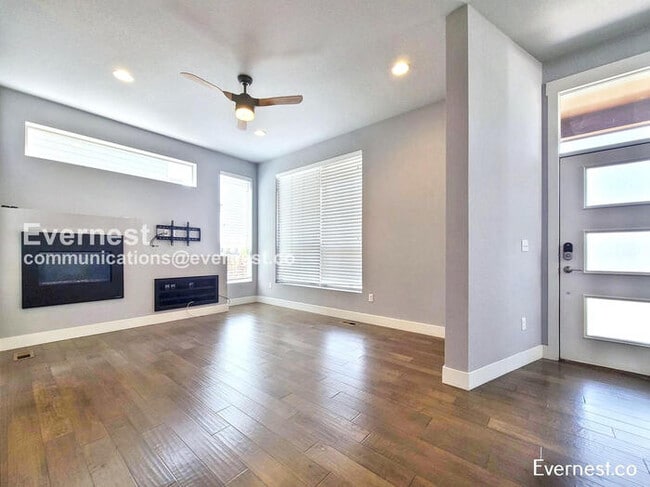 Building Photo - 5470 Trenton St