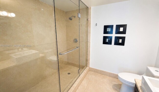 Building Photo - 150 Sunny Isles Blvd