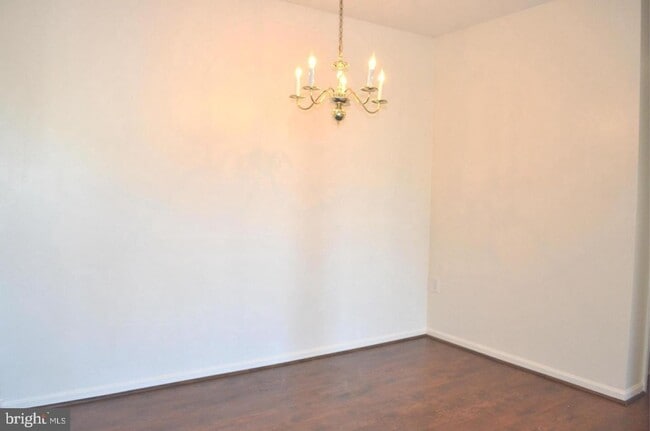 Building Photo - 8383 Buttress Ln