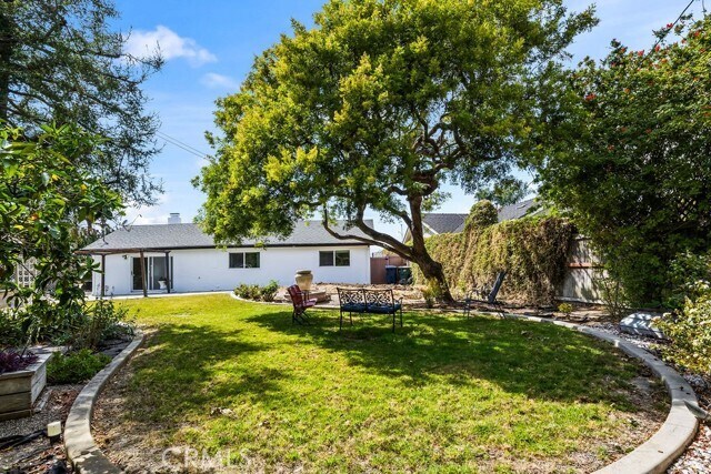 Building Photo - 5952 Par Cir