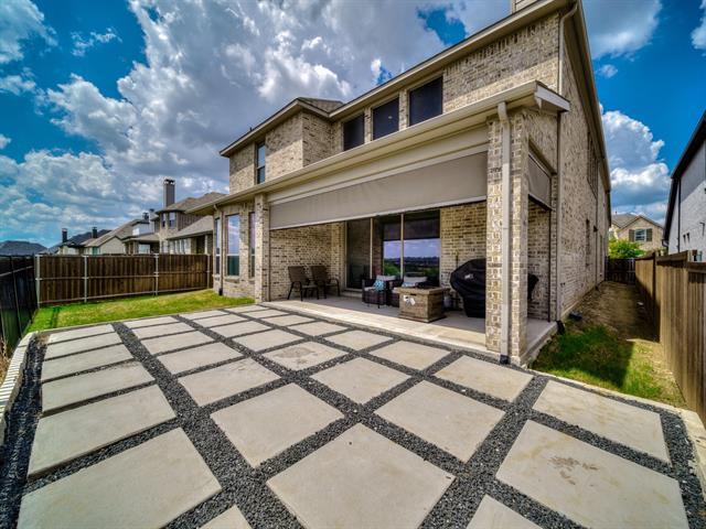 Building Photo - 741 Carlisle Dr