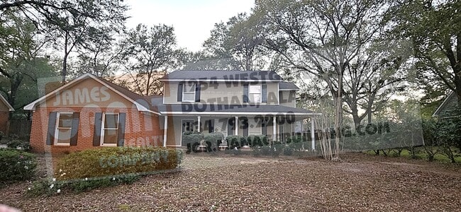 Building Photo - 211 Plantation Rd