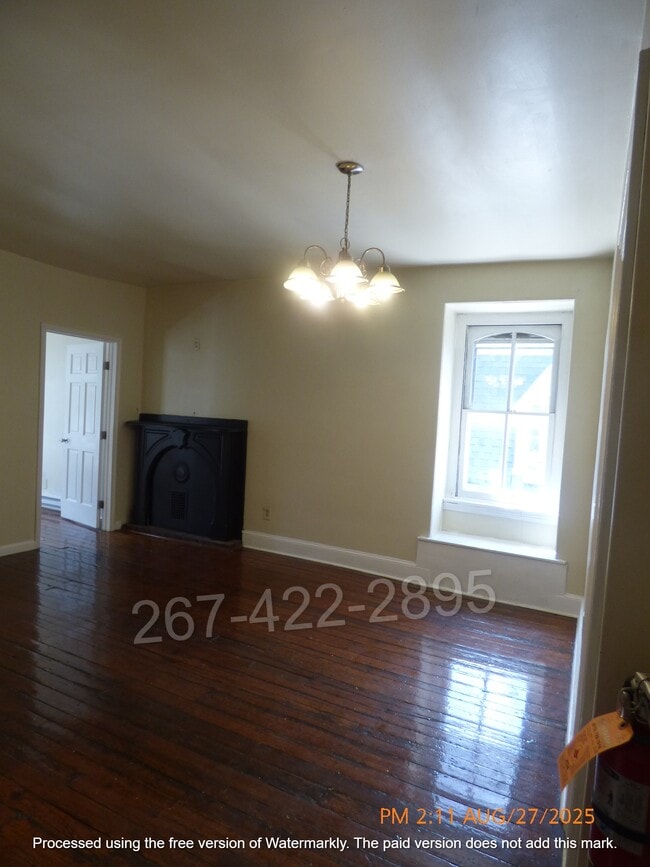 Building Photo - 3417 Race St