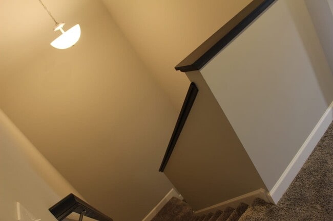 Stairs - 7558 38th St N