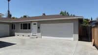 Building Photo - 1705 Foxworthy Ave