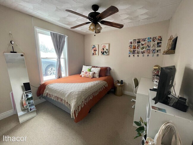 Building Photo - 4 br, 2 bath House - 122 Birdseye View Dr