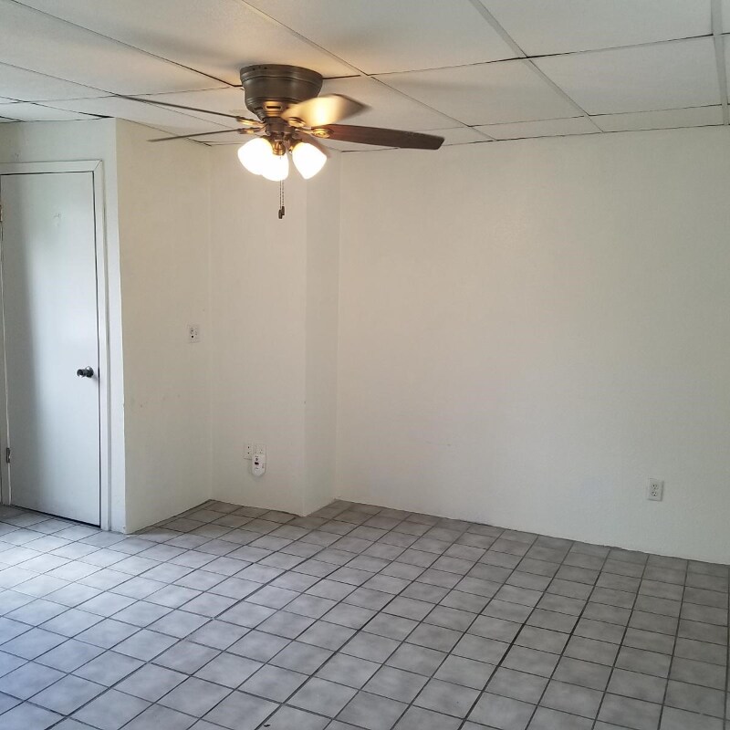 Building Photo - 507 King St