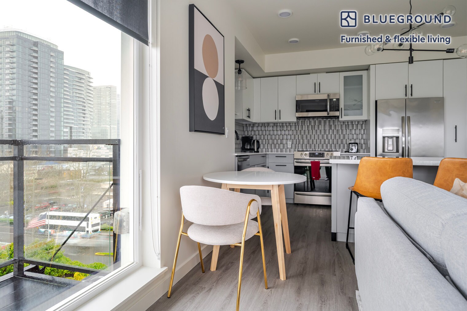 Building Photo - 10050 NE 10th St