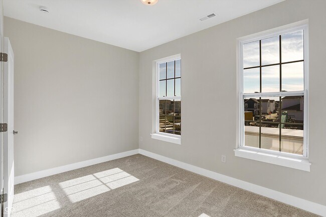 Building Photo - 502 Gilder Dr