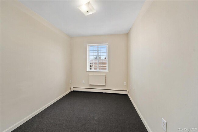 Building Photo - 2948 Wickham Ave